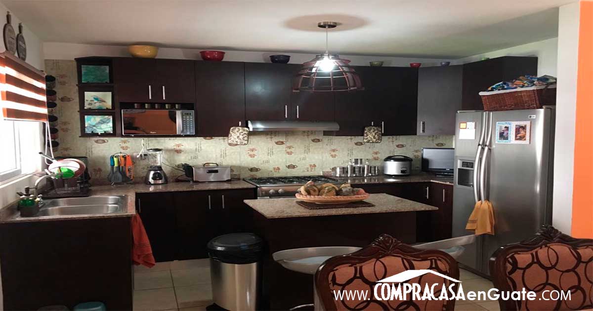 Venta de Casa o Casas, Terrenos, Propiedades, Apartamentos, Inmuebles en Guatemala, zona 11, zona 7, zona 2, zona 18, zona 16, Mixco, Carretera Al Salvador, Fraijanes, Santa Catarina Pinula, Antigua Guatemala, Villa Nueva, Villa Canales, San Miguel Petapa - Venta o Alquiler de Casas En Guatemala